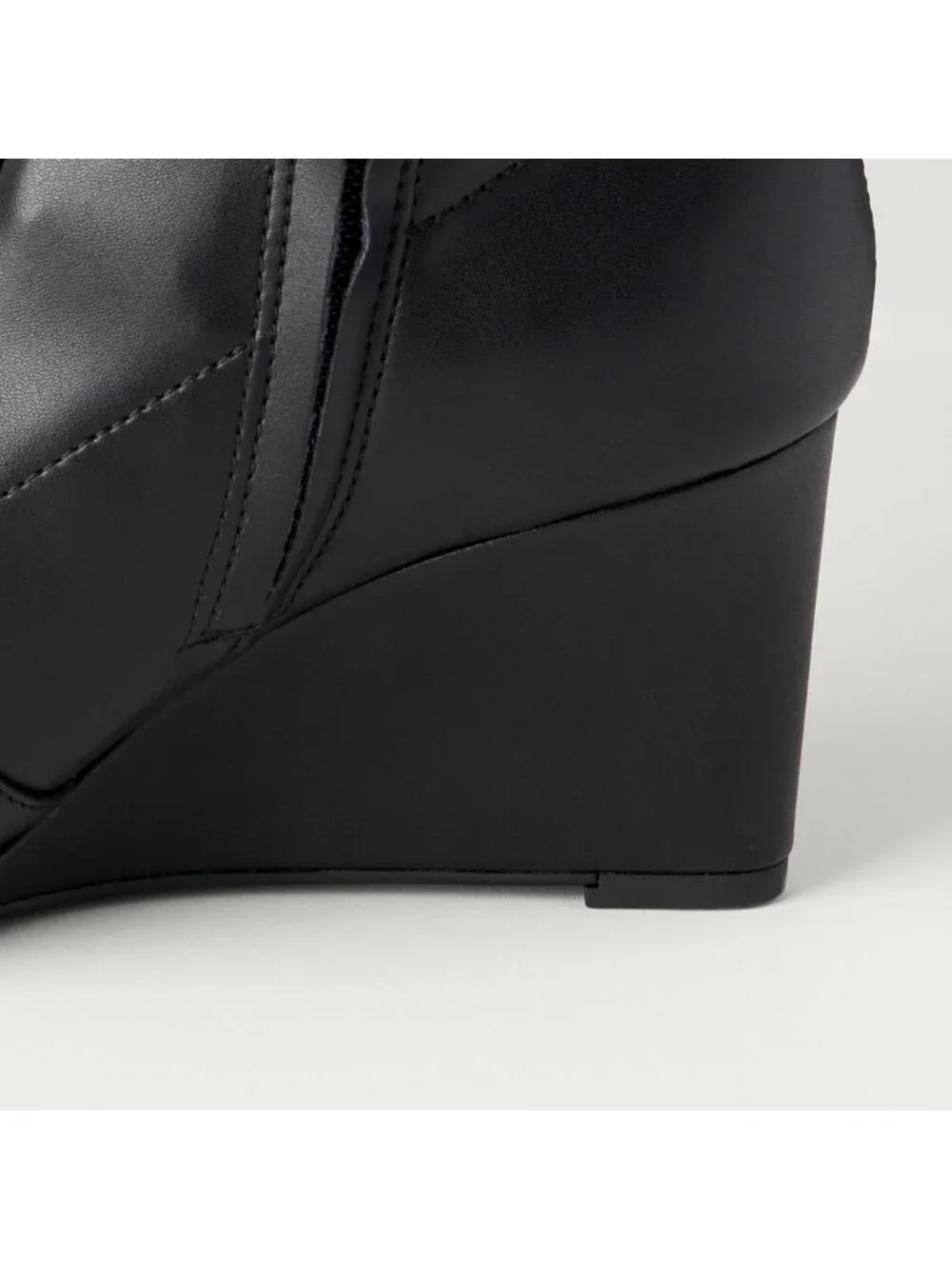 Stylish Women's Wedge Ankle Boots - Comfortable, Chic Footwear for Every